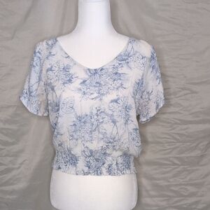 Paper Crane White and Blue Crop Blouse